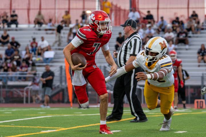 Nevada prep football: Arbor View overcomes weather delay to beat Green Valley