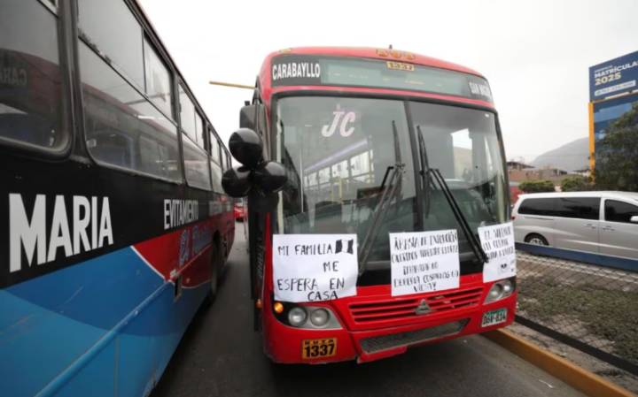 Transportistas piden uso de chalecos antibalas y lunas blindadas en buses