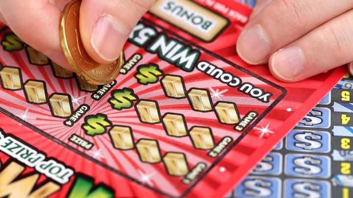 Lotto: Perth man celebrates birthday with $75k scratchcard win