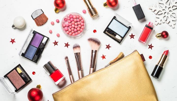 Amazon’s Holiday Beauty Event has gift sets for her, him and you