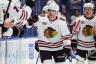 Chicago Blackhawks beat Tampa Bay Lightning 3
