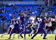 Mike Preston: Ravens outmuscled again. It's OK to panic.