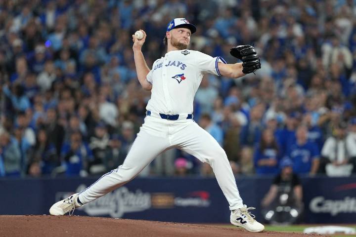 Blue Jays pitchers pull their weight in Game 1 of the World Series