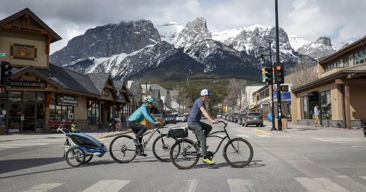 Canmore battles sewage smell from wastewater plant