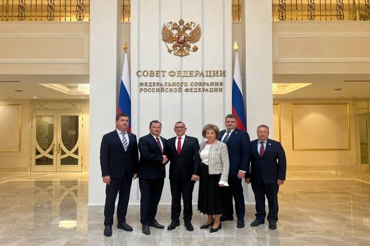 Rusia robustece relaciones con Venezuela en apoyo a soberanía nacional