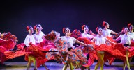 El Ballet Folklórico de Amalia Hernández y Mono Blanco conquistan Guanajuato