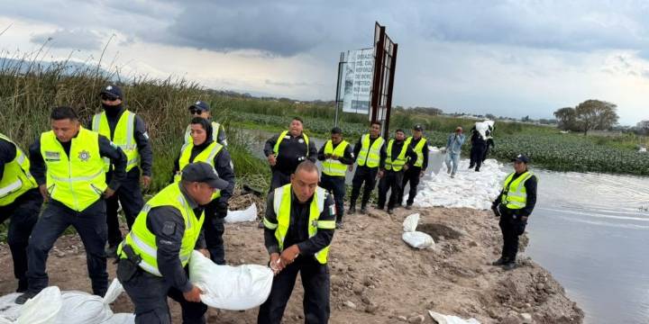 Refuerzan puntos críticos del río Lerma para evitar desbordamientos en tres municipios