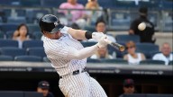 Yankees' former home run champion signs new contract in Japan