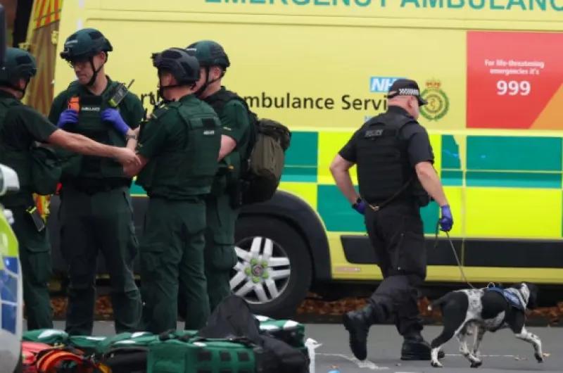 Conmoción: dos muertos por atentado antisemitista cerca de una sinagoga en Manchester