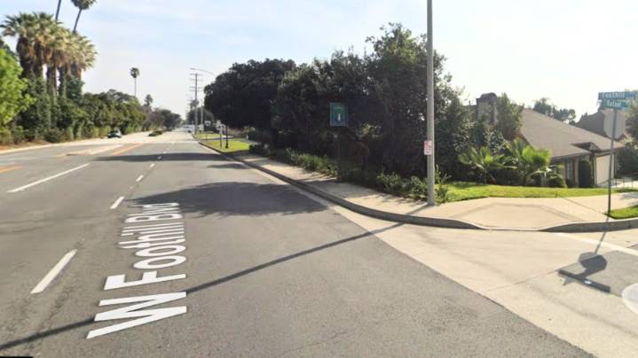 Robbery crew ties up 2 victims during armed homed invasion in L.A. County