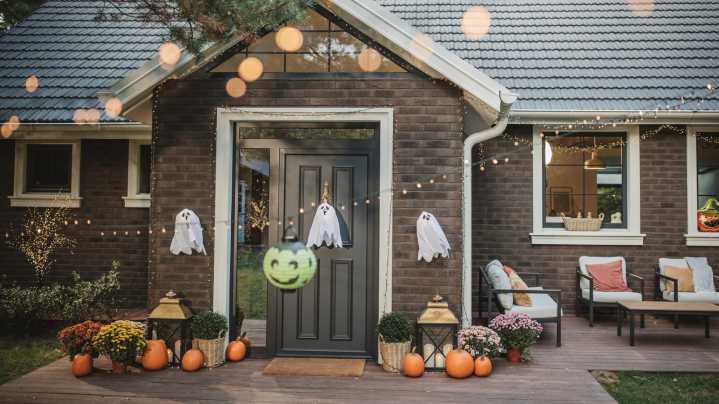 The Overused Textile It's Time To Avoid For Halloween Decor