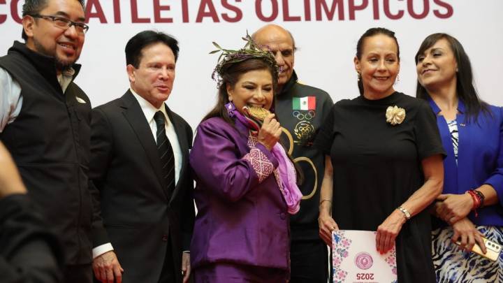 Brugada reconoce a atletas olímpicos y anuncia reformas para promover el deporte