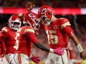 Patrick Mahomes no se rinde: Chiefs vence 30