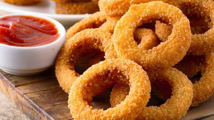 The Amish Take On Onion Rings Is 10 Times Better