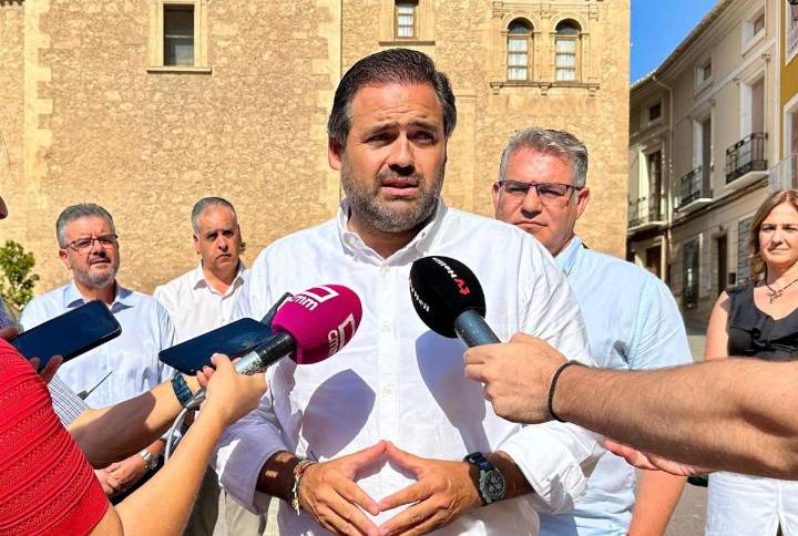 Núñez: «Nadie entiende que Page vaya a Valencia en vez de estar hoy en Letur»