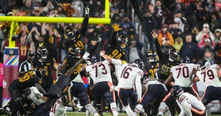 No Hail Mary magic this time and Moody's last-play kick lifts the Bears past the Commanders 25