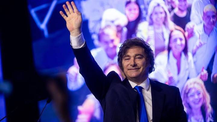 El partido de Javier Milei obtiene un fuerte respaldo en las elecciones de medio término: “Hoy comienza la construcción de la Argentina grande”