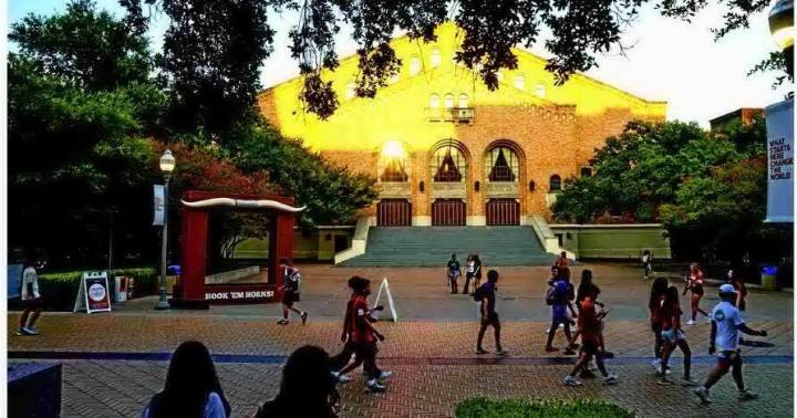Trump's funding offer leaves some universities wary