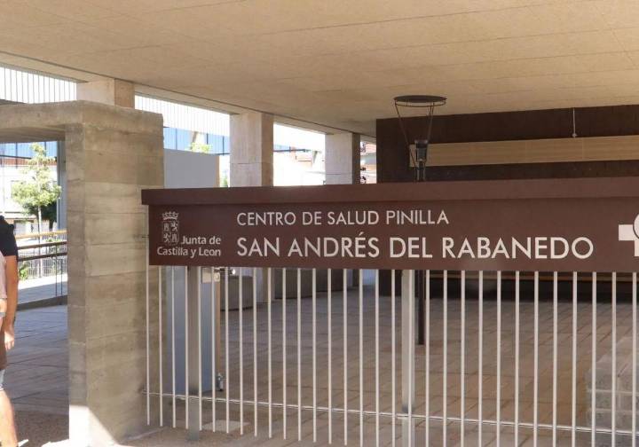 Denuncian la falta de pediatra desde hace más de un año y medio en el centro de salud de Pinilla