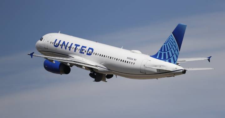 Denver International Airport prepares for busy fall travel weekend amid government shutdown