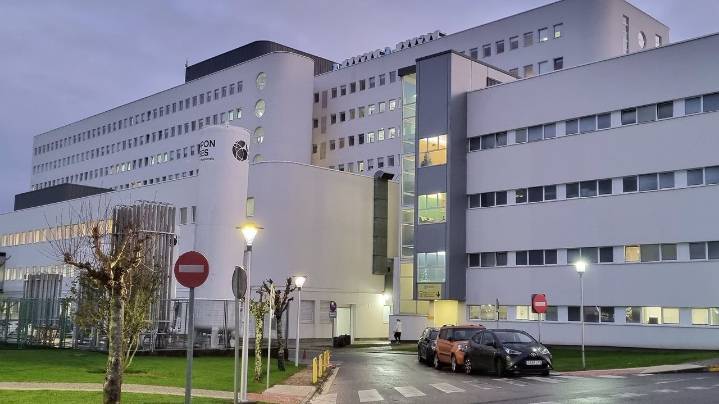 Agreden en Vigo a una enfermera que informaba de citas canceladas en un día de huelga