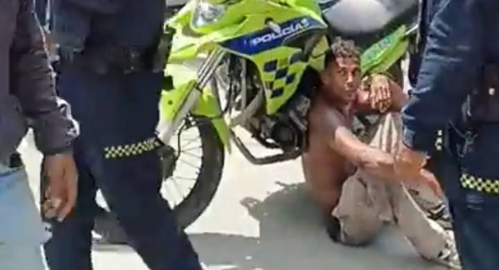 Justicia por mano propia: ladrón fue capturado por la comunidad en cercanías a Medicina Legal El individuo fue conducido hasta las instalaciones de la URI.