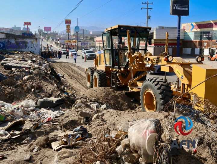 Realizan limpieza y mejoras urbanas en delegaciones La Presa Este y Cerro Colorado