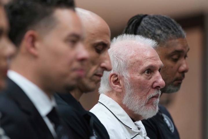 Spurs unveil Gregg Popovich’s banner, celebrating his 1,390 wins and 5 NBA titles