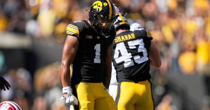 Anatomy of a fourth-down stop: What clutch stops say about Iowa’s defense, football