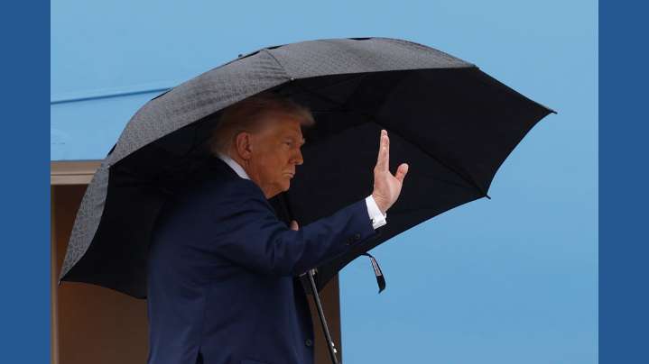 Trump warns Russia he may send Ukraine long-range Tomahawks if Moscow doesn't settle war soon
