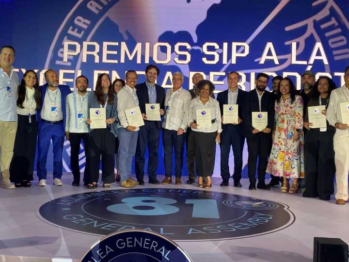 La SIP entregó los premios a la Excelencia Periodística 2025: tres periodistas de Clarín fueron galardonados