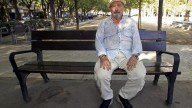 El trágico romance de un jubilado que perdió todos sus ahorros por una novia falsa creada con IA: "Si conoces a alguien, tócale las manos"