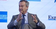 El Banc Sabadell insta a los accionistas a que acepten la opa del BBVA a hacerlo de forma "irrevocable"