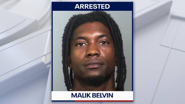 Manatee County substitute teacher accused of pulling child into closet, making ‘inappropriate request’