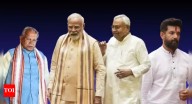 Bihar polls: NDA names its team, Mahagathbandhan still on the drawing board