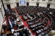 “Cuestiones de agenda”. Luis Caputo, Karina Milei y Lugones faltaron a la interpelación en Diputados