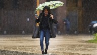 Hay alerta por fuertes vientos y tormentas en cinco provincias para hoy, lunes 6 de octubre