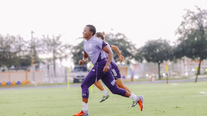 Thembi Kgatlana recibe el alta médica y regresa con Tigres Femenil para enfrentar a Puebla