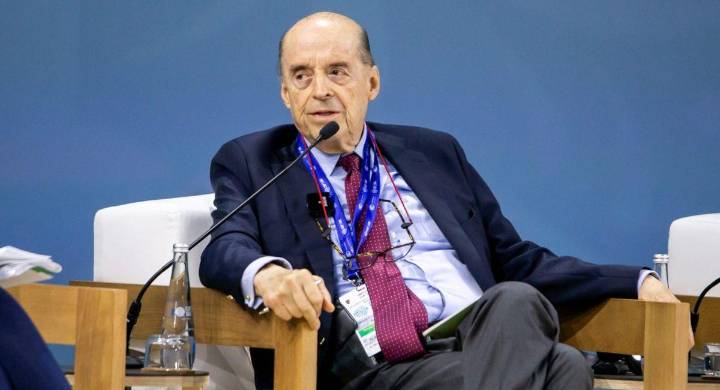 Vuelve y juega: Álvaro Leyva radicó nueva denuncia contra Gustavo Petro ante la fiscalía de EE. UU.