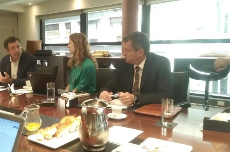 Empresarios plantean necesidad de enfocar reformas impositivas y laboral para ganar competitividad