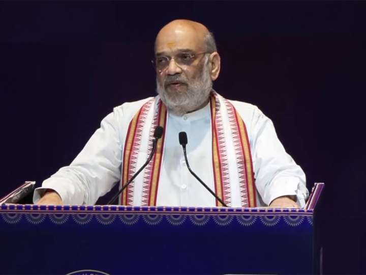 Amit Shah calls for strict action against fugitives at CBI event
