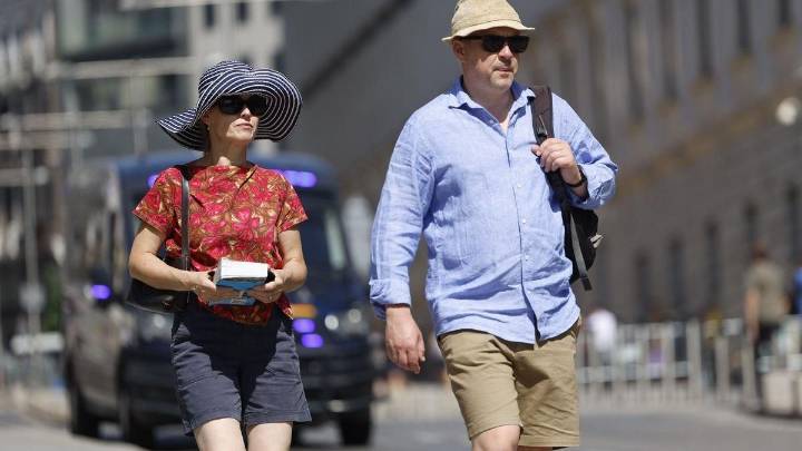 Una pareja alemana regresa a su país por no encontrar casa en España: "Los caseros prefieren alquilar a turistas o solo para estancias cortas"