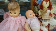 Give Thrifted Dolls A Creepy Victorian-Inspired Makeover For The Most Haunting Decor