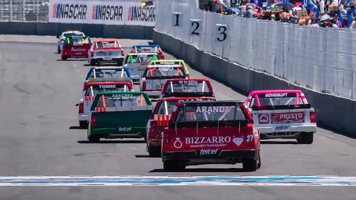 Aranda, clasificada a playoffs del Trucks México Series