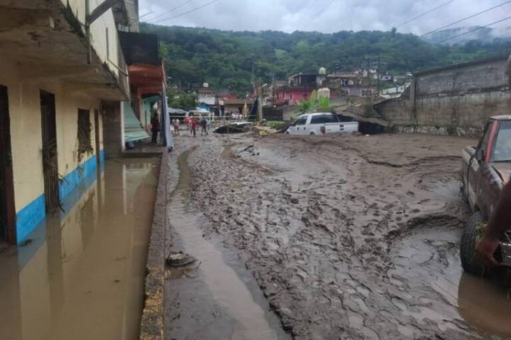 Hidalgo en atención máxima: pronostican más lluvias ¿Dónde se encendió la alerta para hoy?