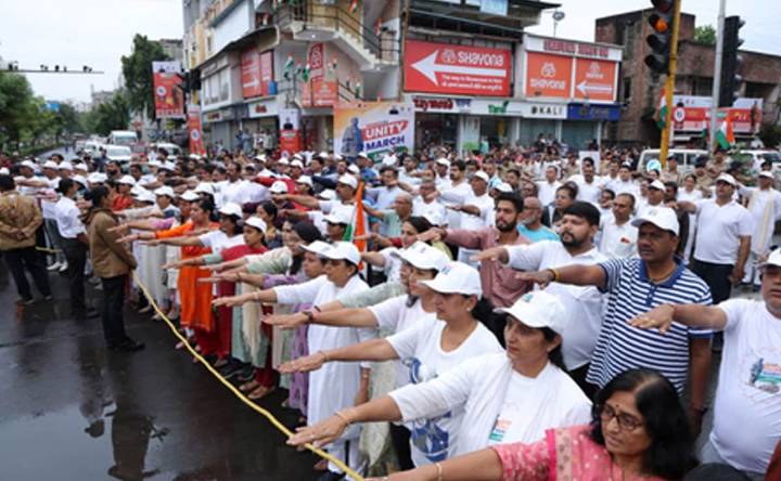 Gujarat CM flags off ‘Unity March’, urges people to go for swadeshi products