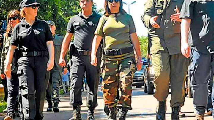 Bessent firma el swap, Bullrich firma acuerdos con el FBI