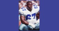 Super Bowl Legend Russell Maryland honored by Chicagoland Sports Hall of Fame