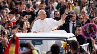 Pope Leo XIV trolls Chicago Cubs at Vatican