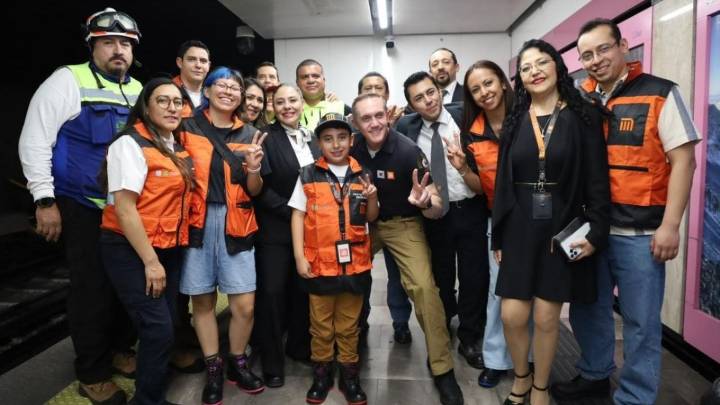 Mateo de 10 años, se convierte en el director más joven del Metro CDMX, pide respetar señalizaciones